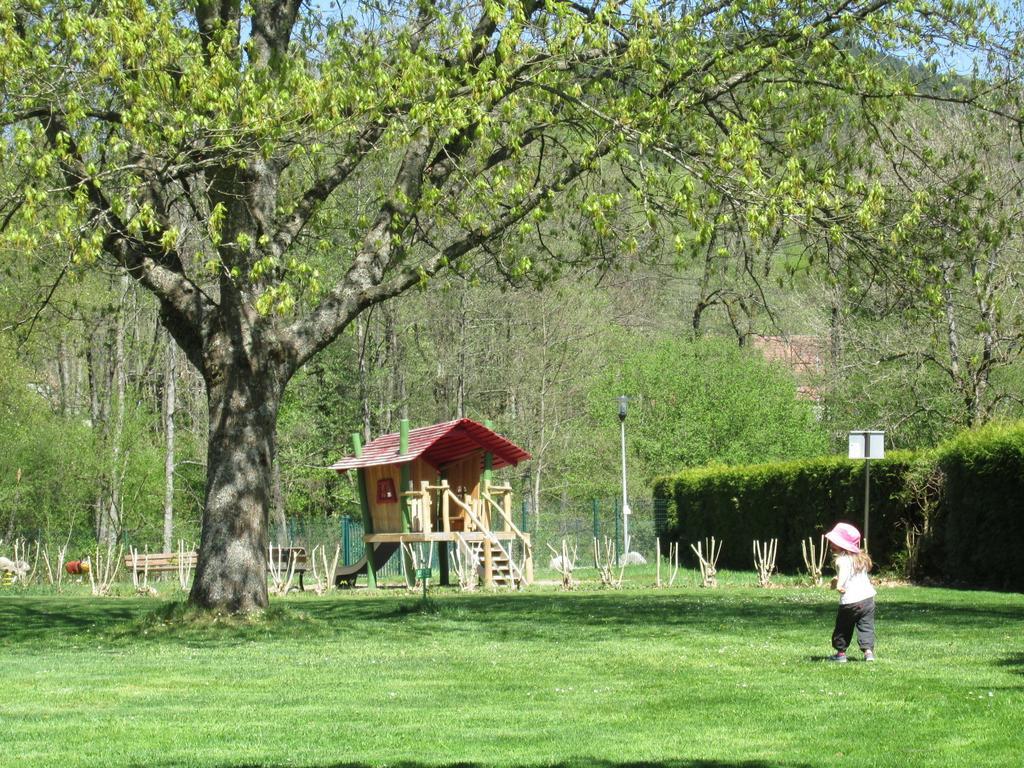 Camping De Masevaux Exteriör bild
